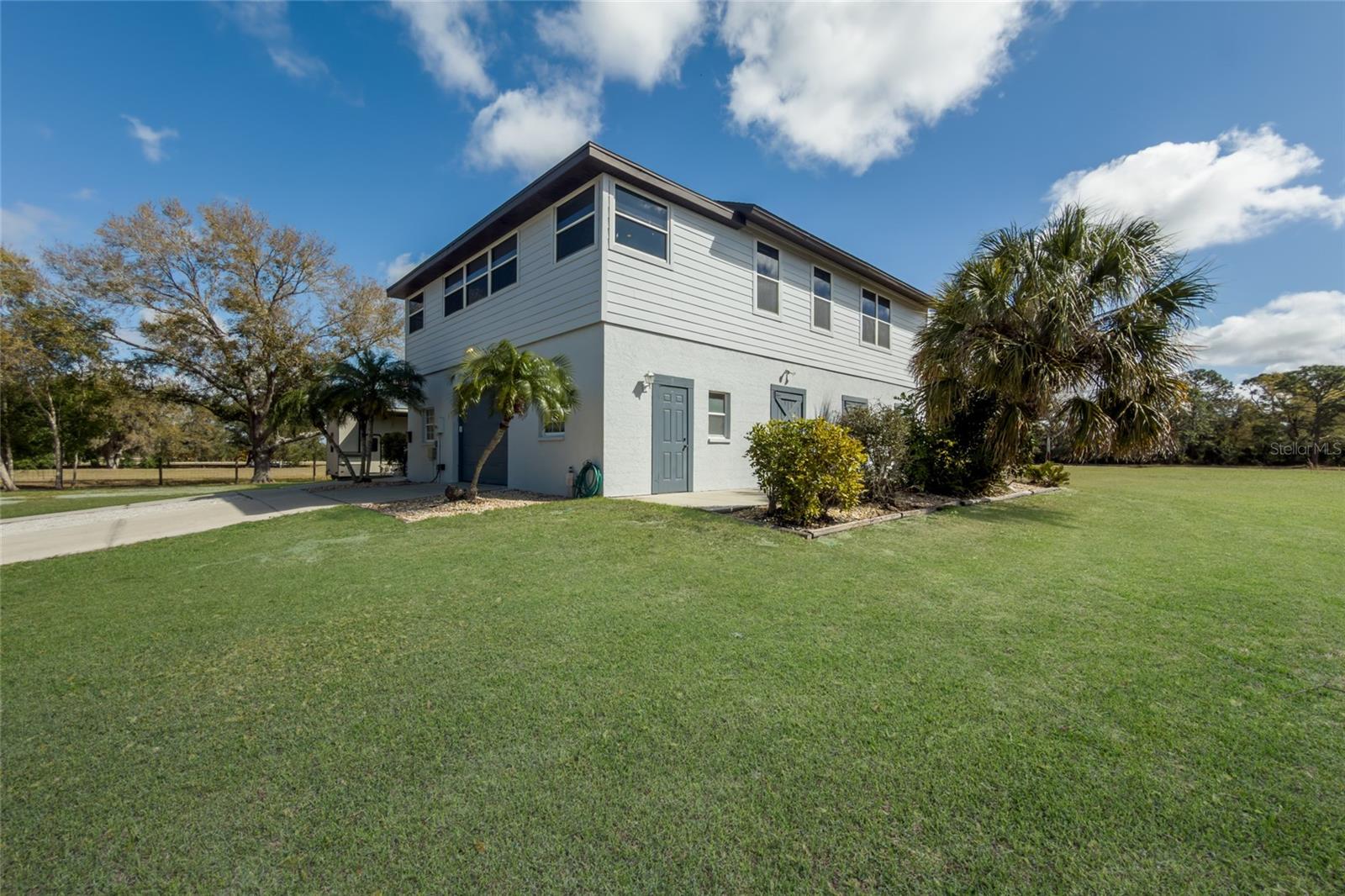 1516 FOX CREEK DR, SARASOTA, FL, 34240