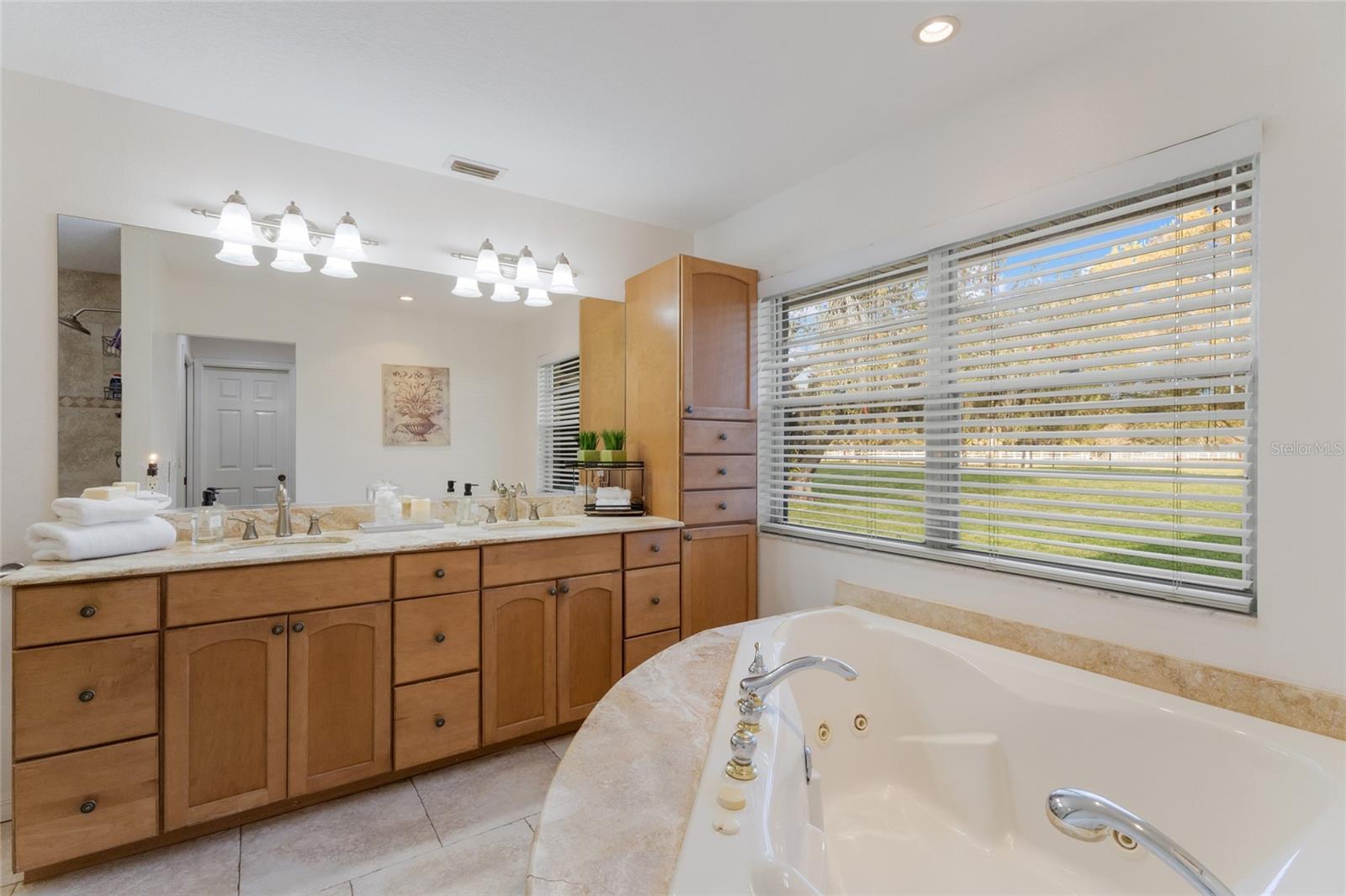 1516 FOX CREEK DR, SARASOTA, FL, 34240