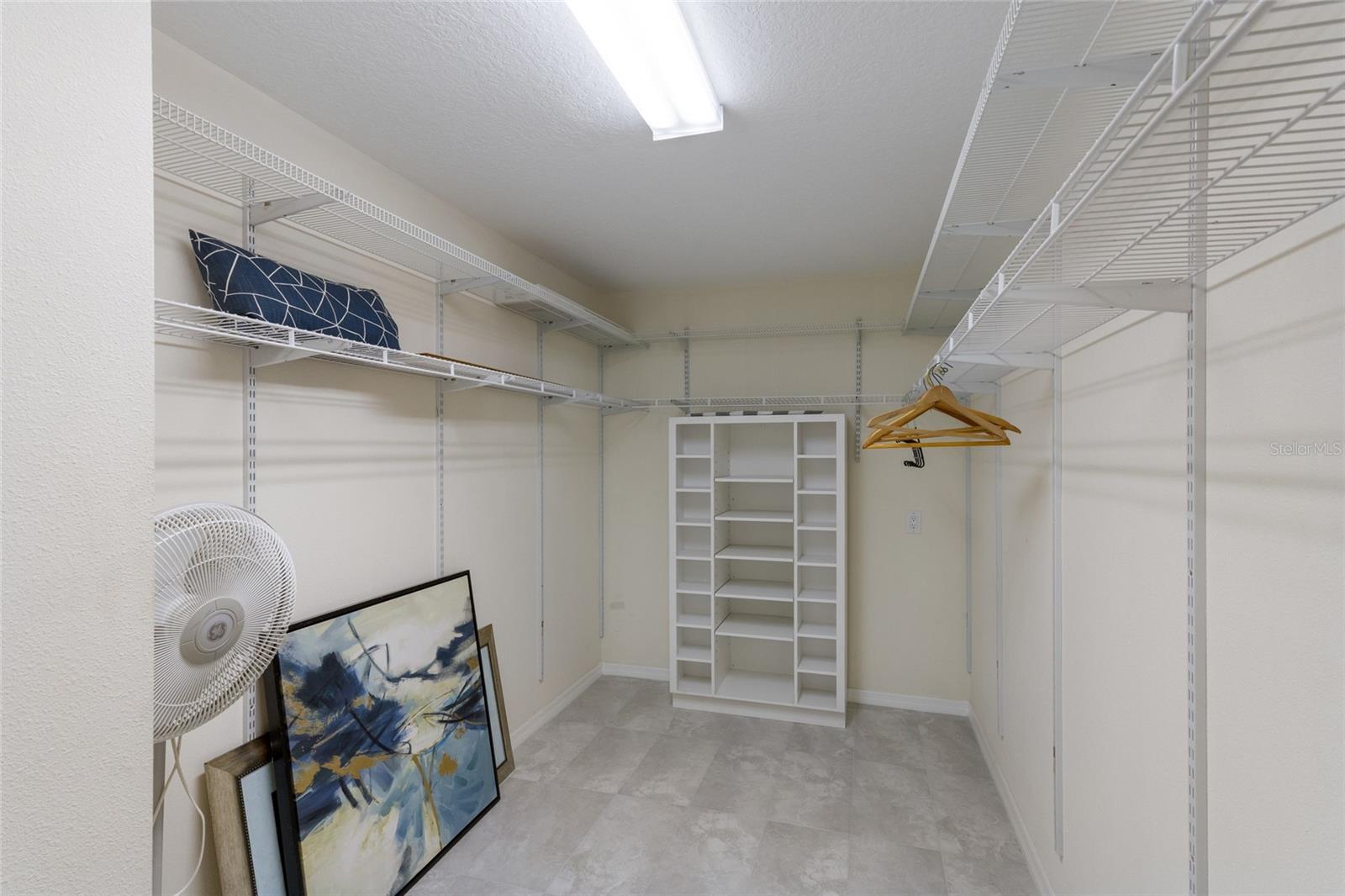 1516 FOX CREEK DR, SARASOTA, FL, 34240