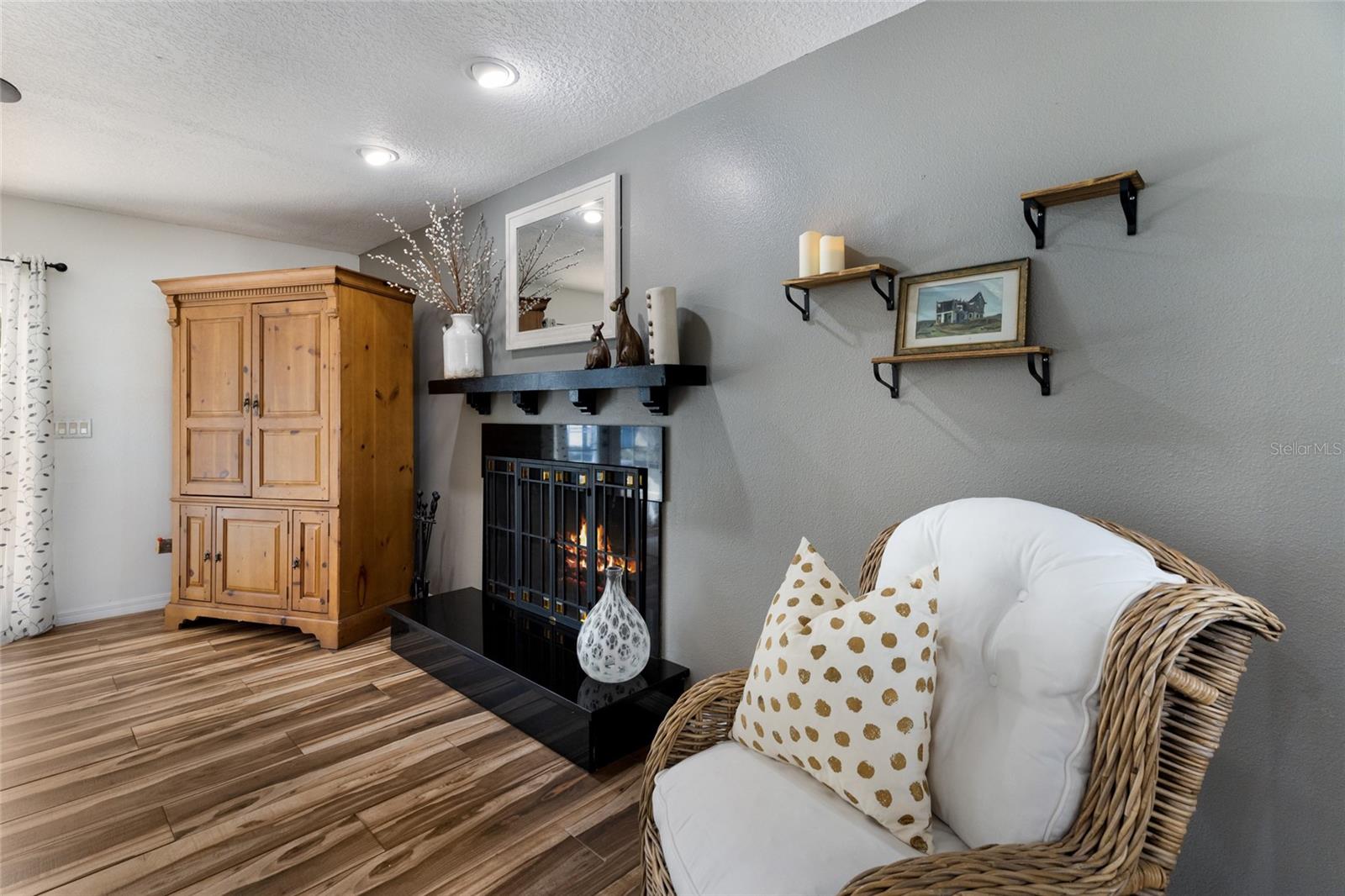 1516 FOX CREEK DR, SARASOTA, FL, 34240