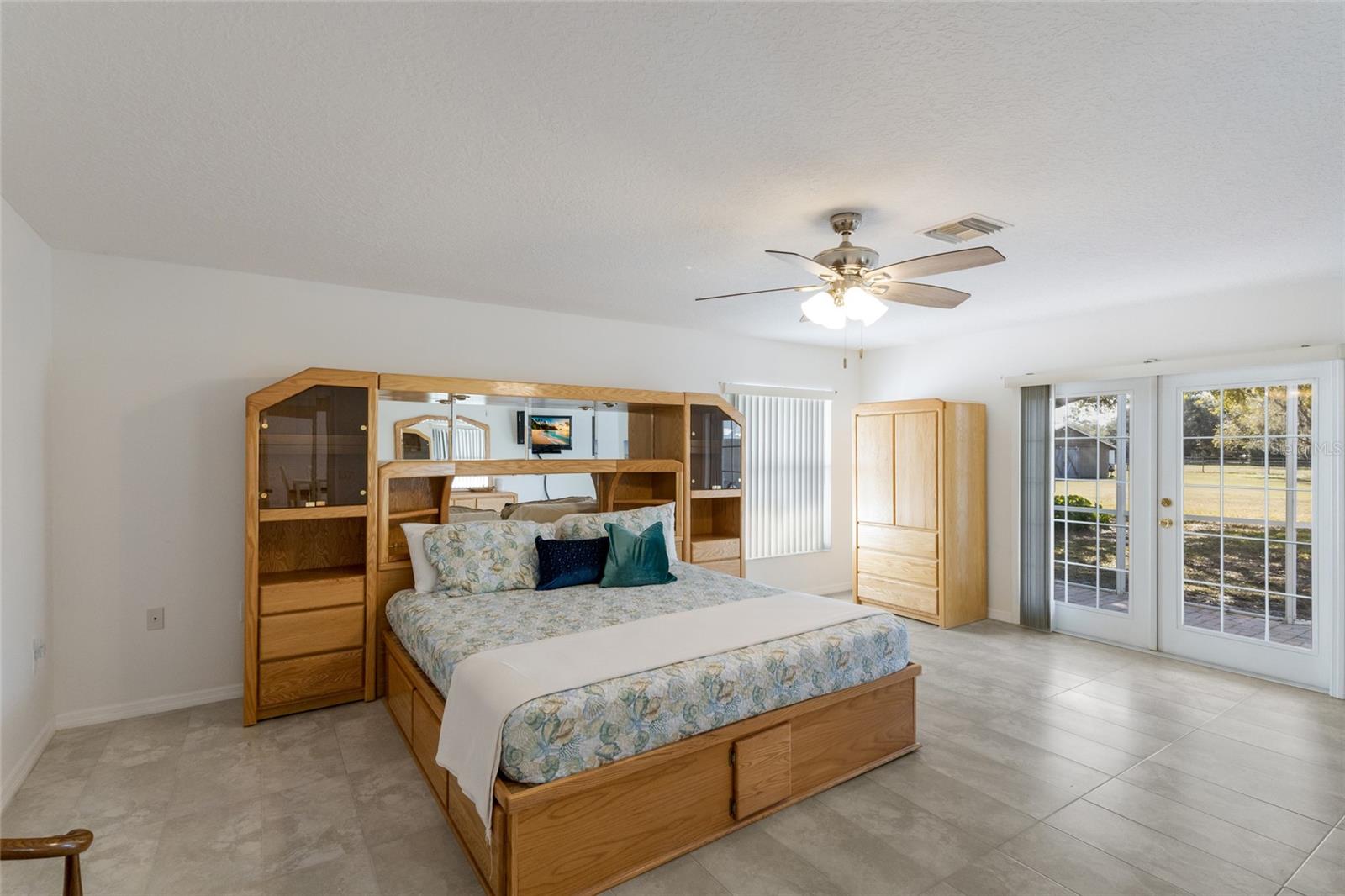 1516 FOX CREEK DR, SARASOTA, FL, 34240