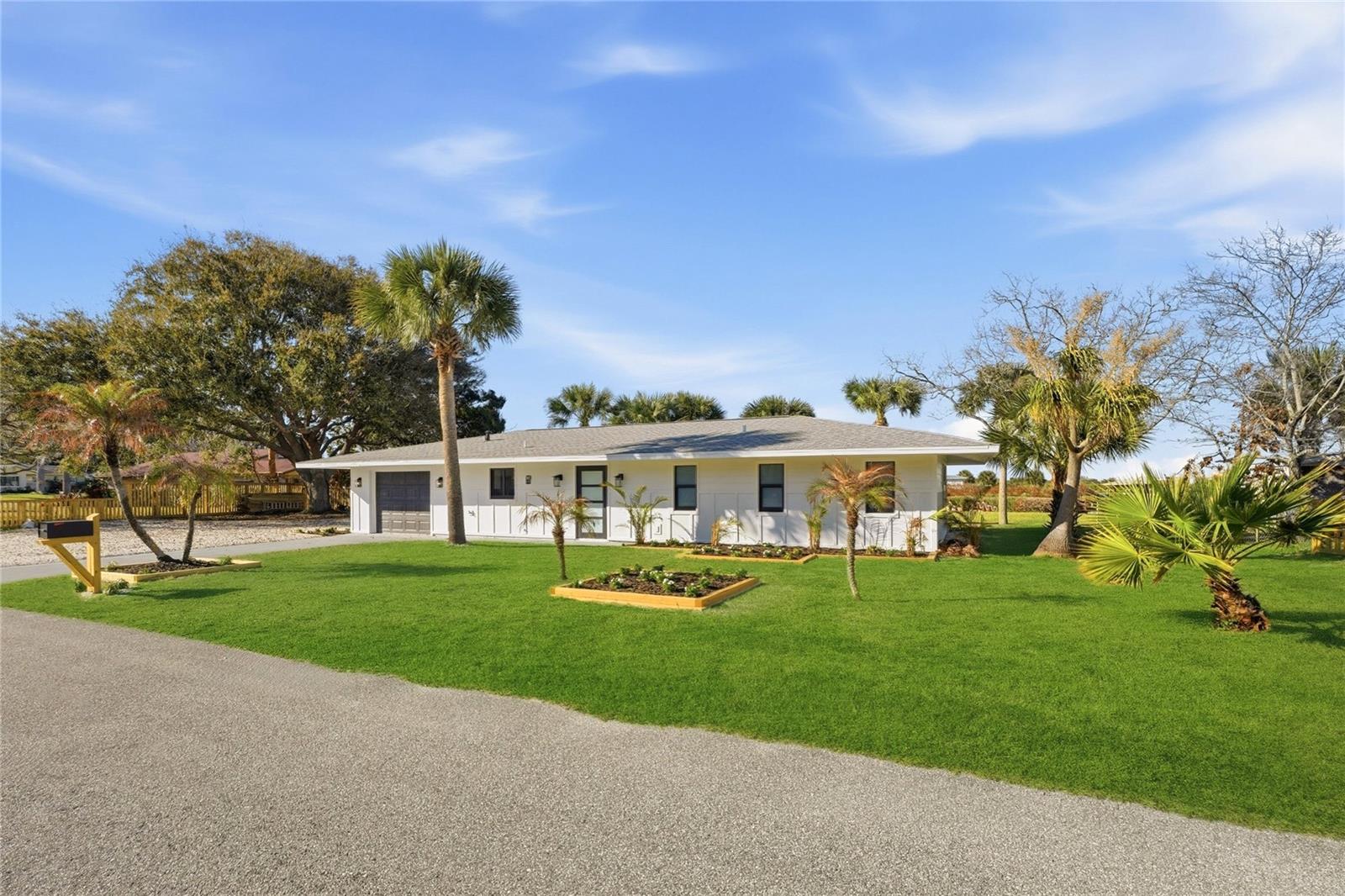 203 PARKWOOD LN, EDGEWATER, FL, 32132