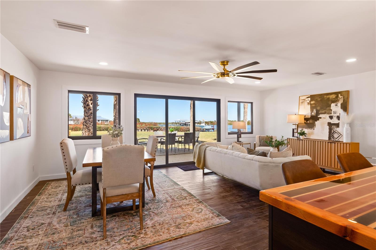 203 PARKWOOD LN, EDGEWATER, FL, 32132