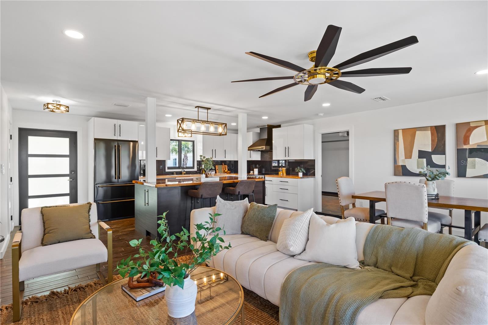 203 PARKWOOD LN, EDGEWATER, FL, 32132