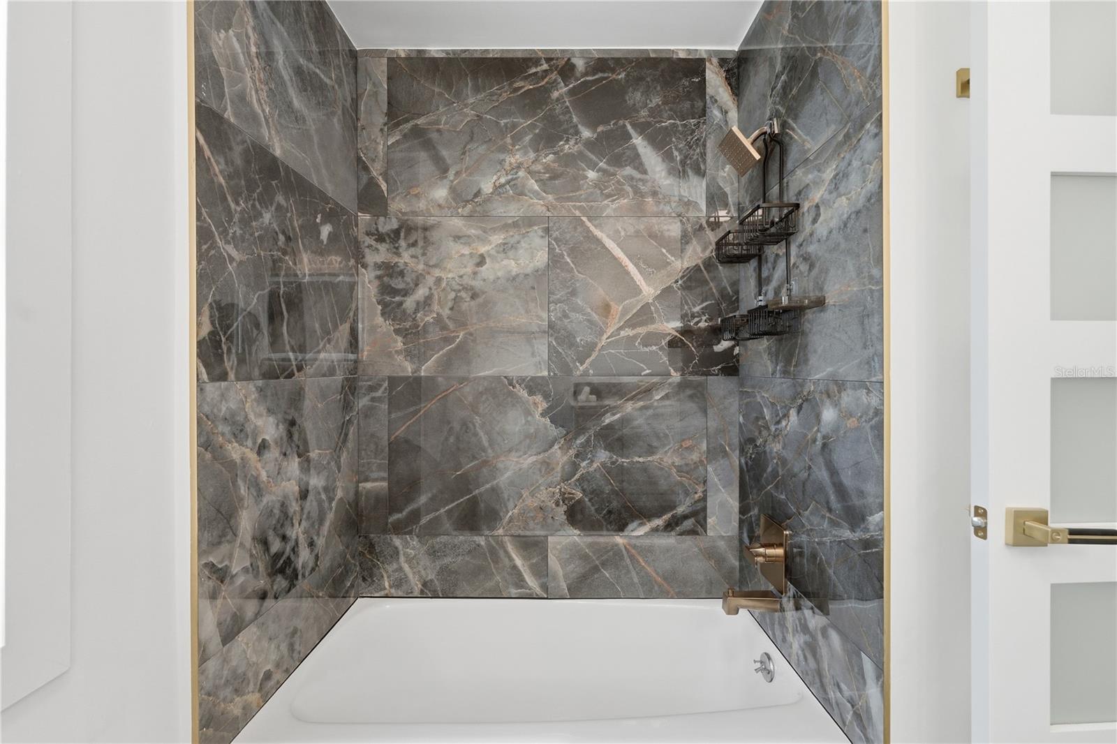 203 PARKWOOD LN, EDGEWATER, FL, 32132