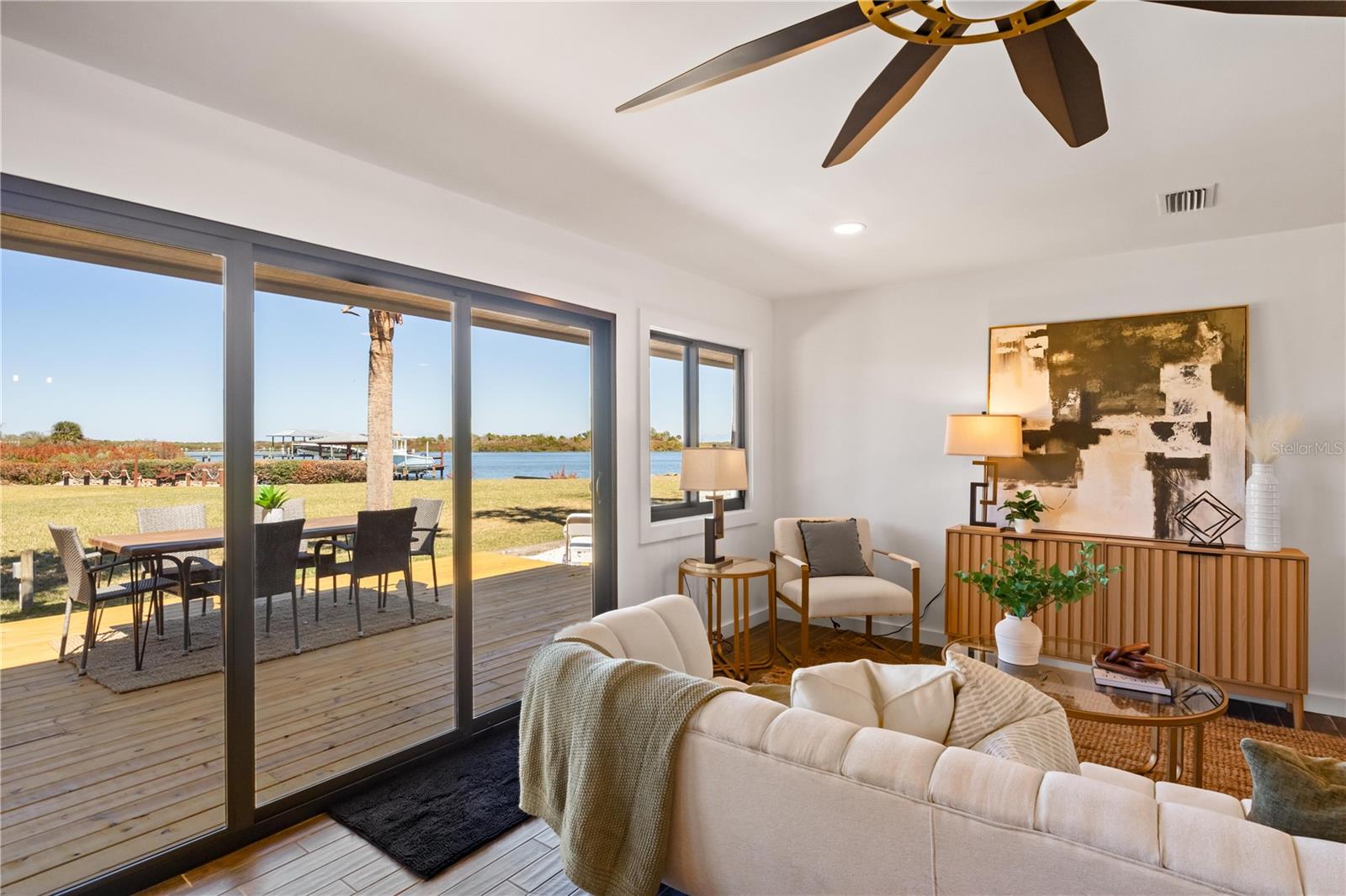 203 PARKWOOD LN, EDGEWATER, FL, 32132