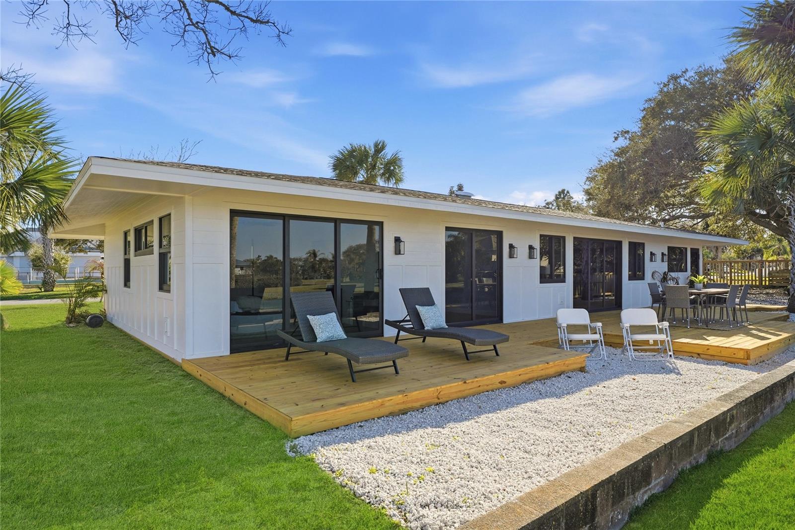 203 PARKWOOD LN, EDGEWATER, FL, 32132