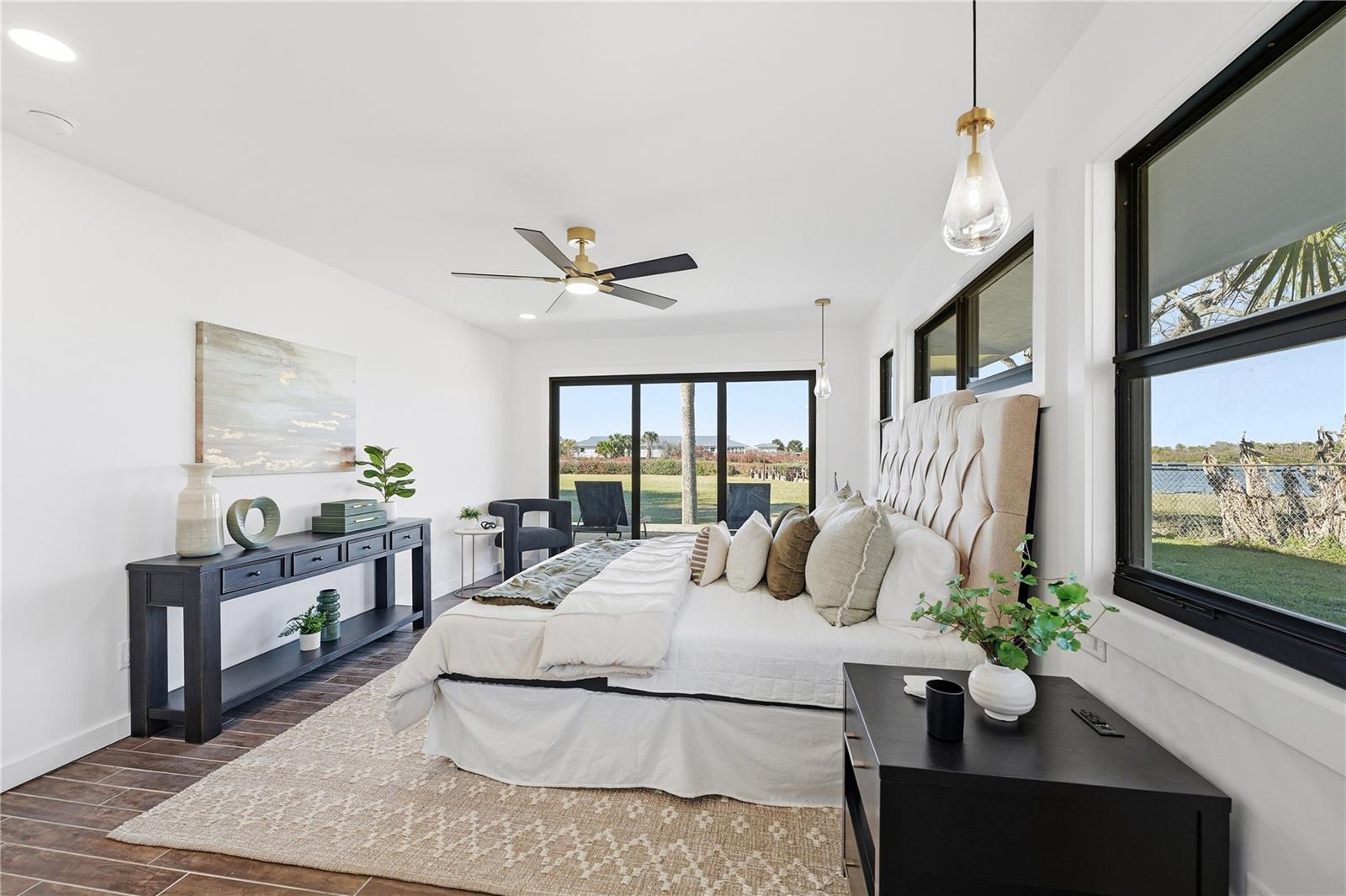 203 PARKWOOD LN, EDGEWATER, FL, 32132