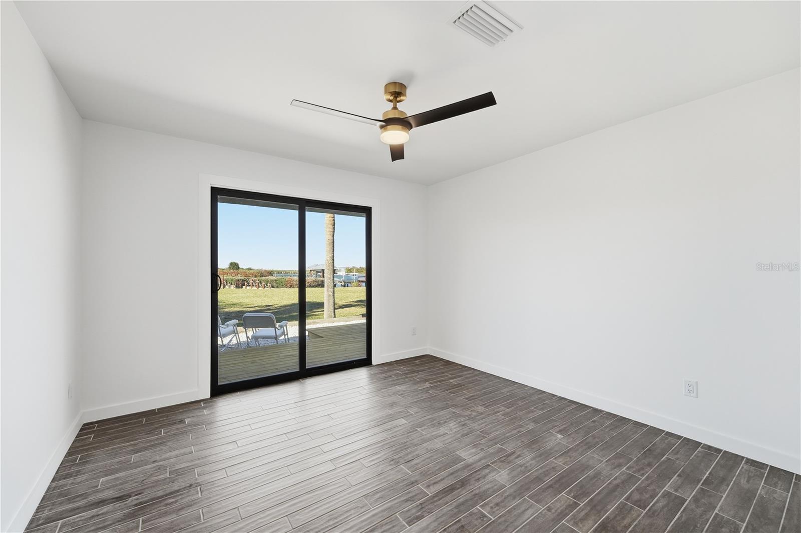 203 PARKWOOD LN, EDGEWATER, FL, 32132