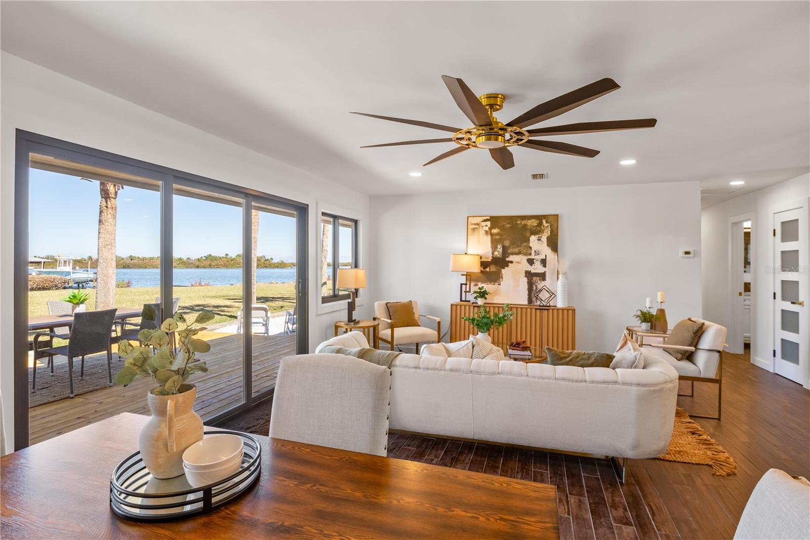 203 PARKWOOD LN, EDGEWATER, FL, 32132