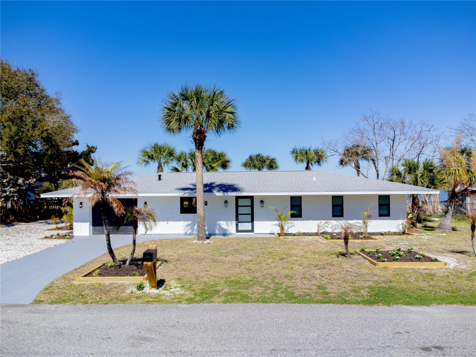 203 PARKWOOD LN, EDGEWATER, FL, 32132