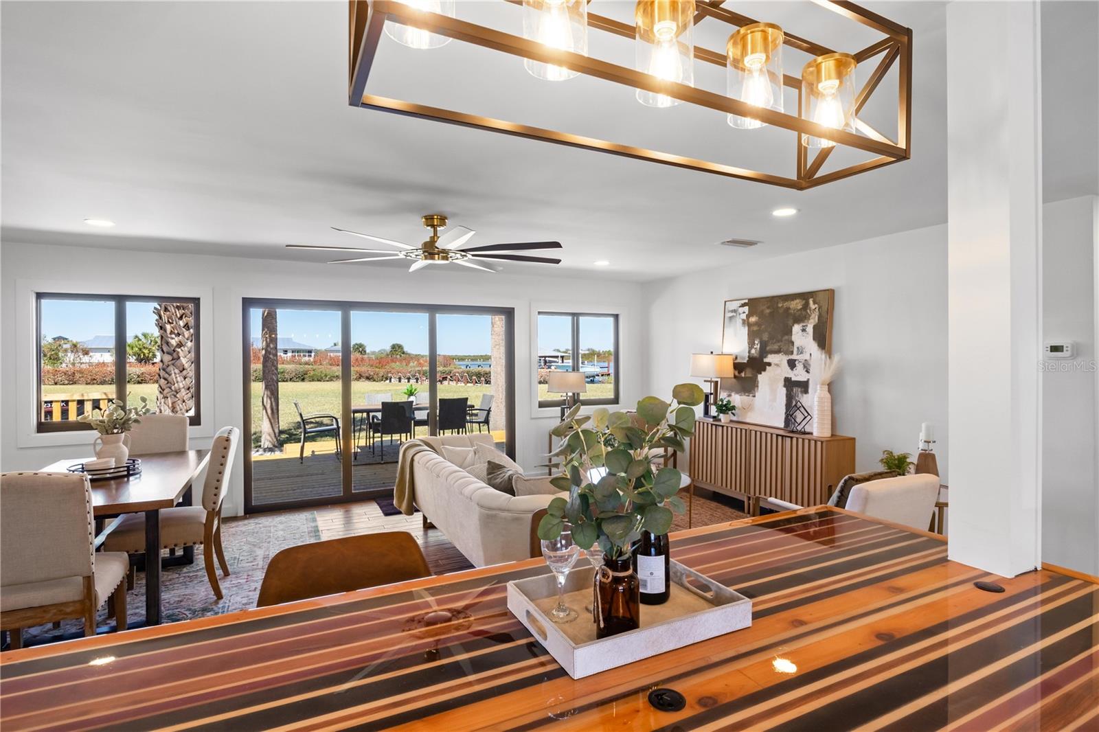 203 PARKWOOD LN, EDGEWATER, FL, 32132