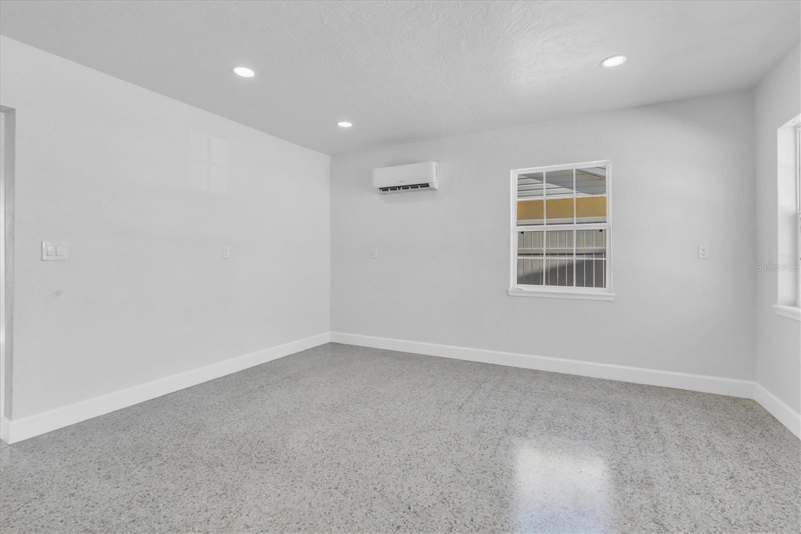 119 147TH AVE E, MADEIRA BEACH, FL, 33708