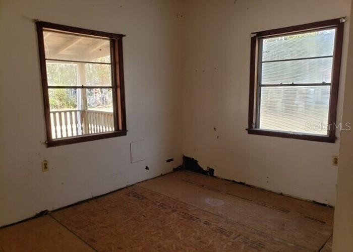 O6384813 Property Photo