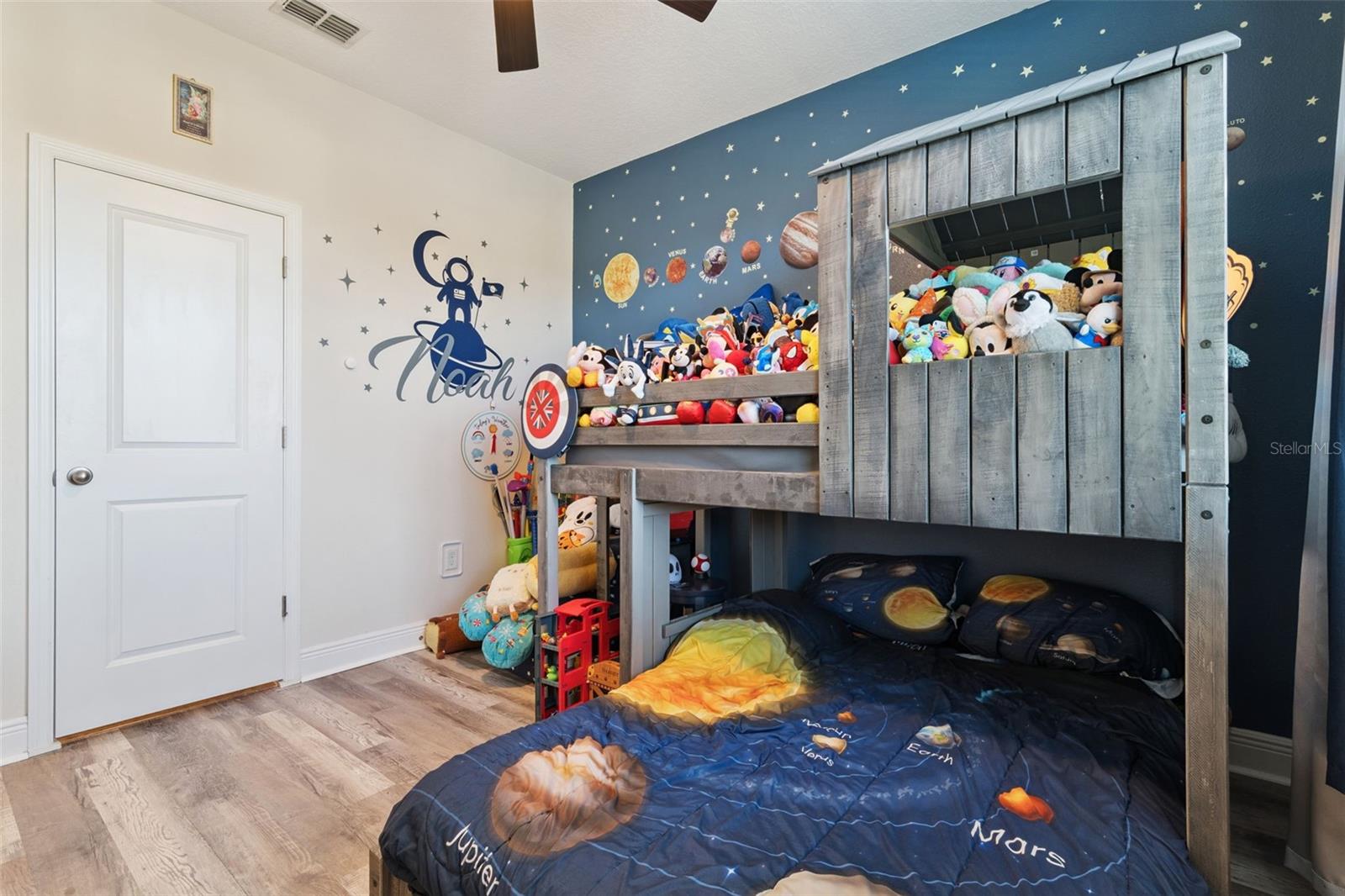 9360 MEADOW HUNT WAY, WINTER GARDEN, FL, 34787