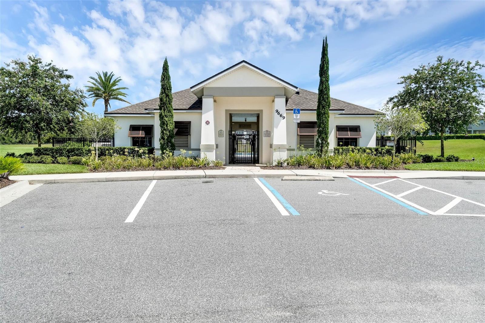 9360 MEADOW HUNT WAY, WINTER GARDEN, FL, 34787