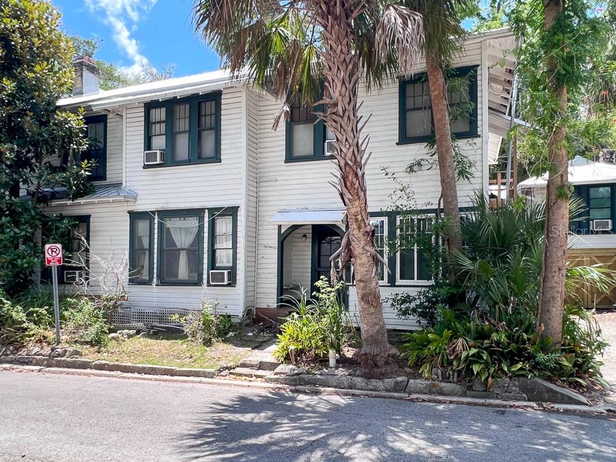 208 NE 4TH ST, GAINESVILLE, FL, 32601