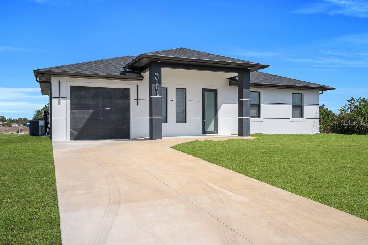 3101 SARA AVE S, LEHIGH ACRES, FL, 33976