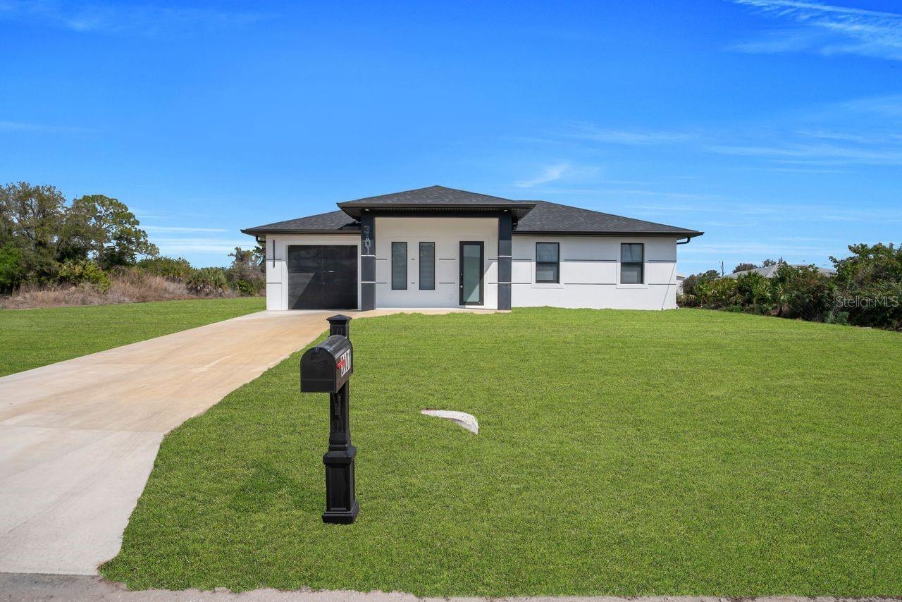 3101 SARA AVE S, LEHIGH ACRES, FL, 33976