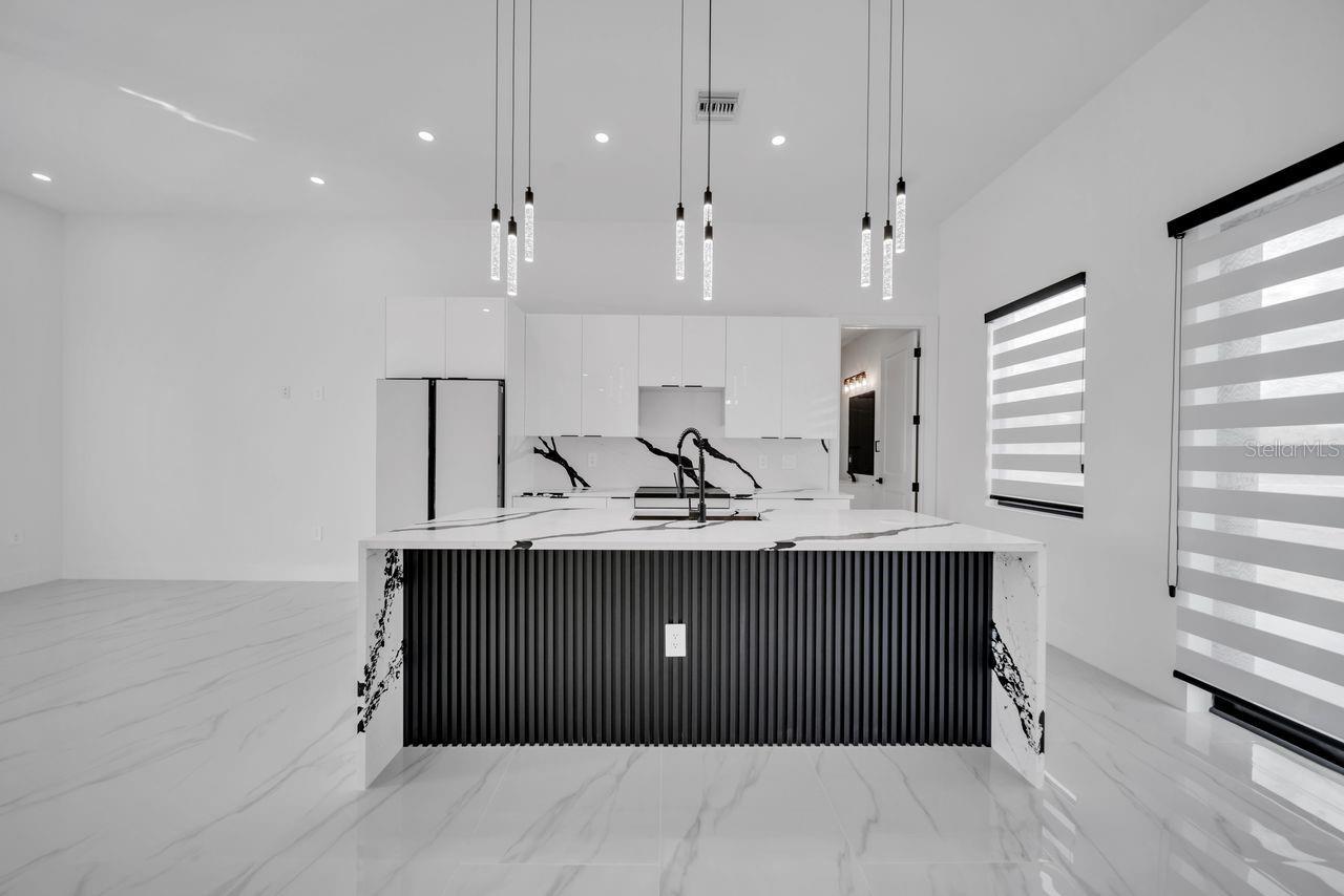 3101 SARA AVE S, LEHIGH ACRES, FL, 33976