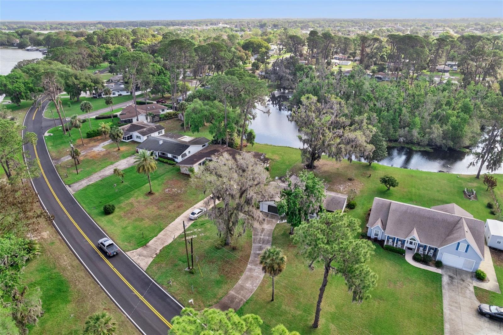 709 LAKESHORE DR, EUSTIS, FL, 32726