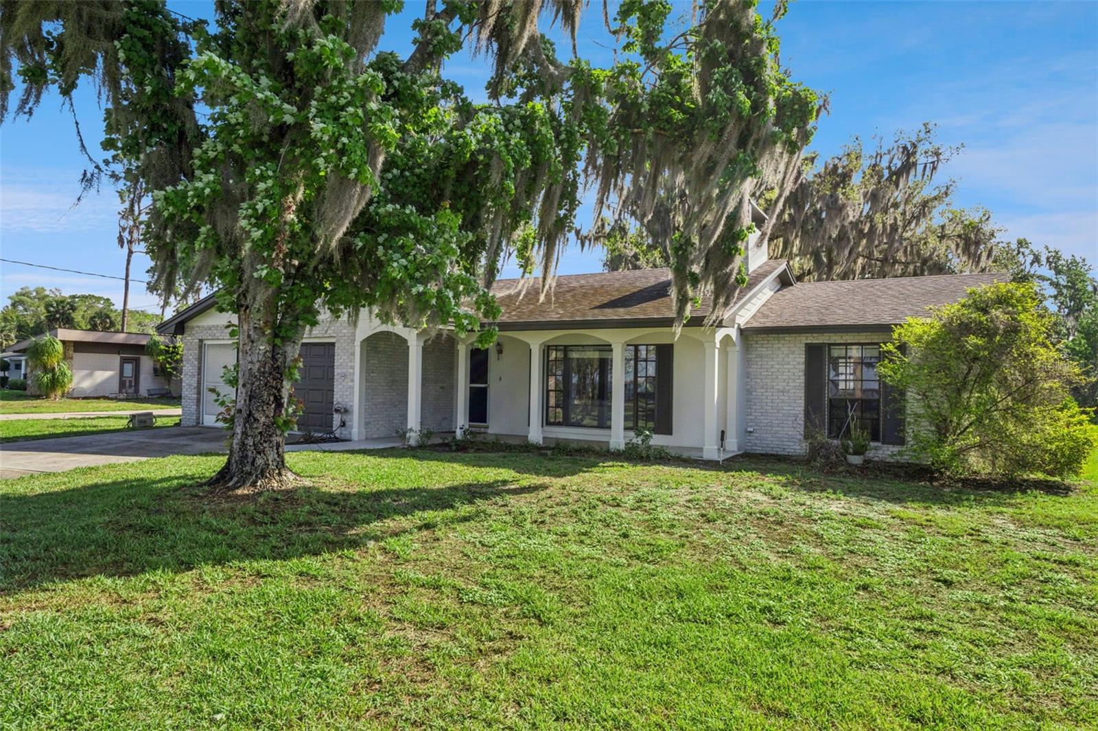 709 LAKESHORE DR, EUSTIS, FL, 32726