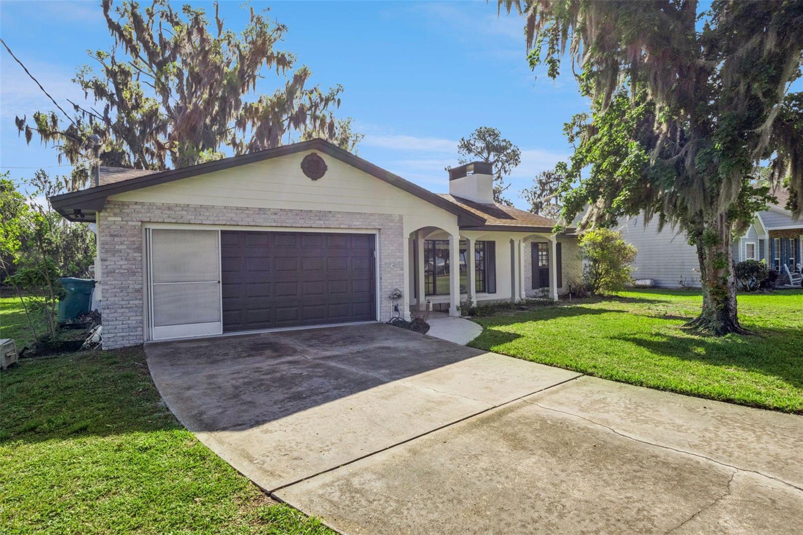 709 LAKESHORE DR, EUSTIS, FL, 32726