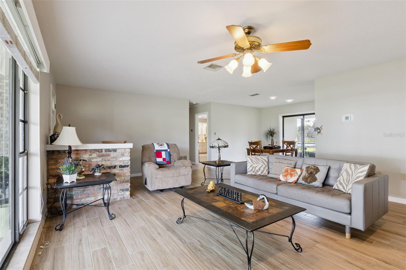 709 LAKESHORE DR, EUSTIS, FL, 32726