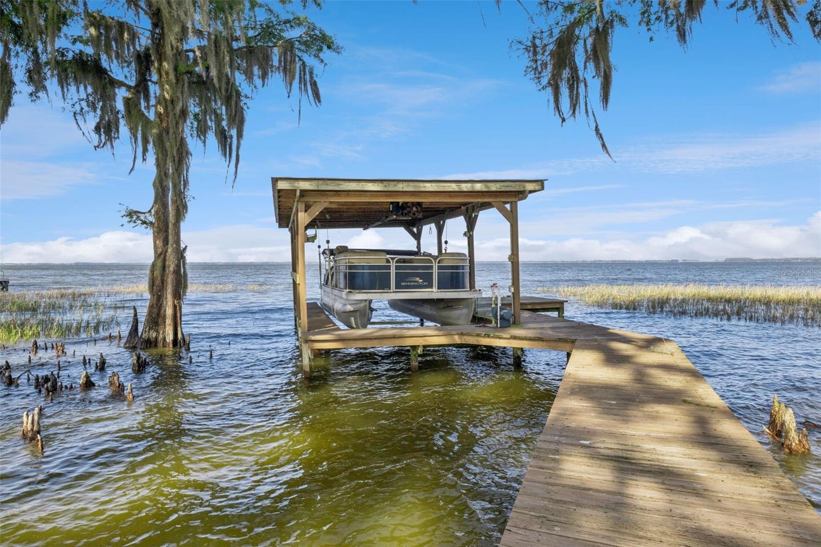 709 LAKESHORE DR, EUSTIS, FL, 32726