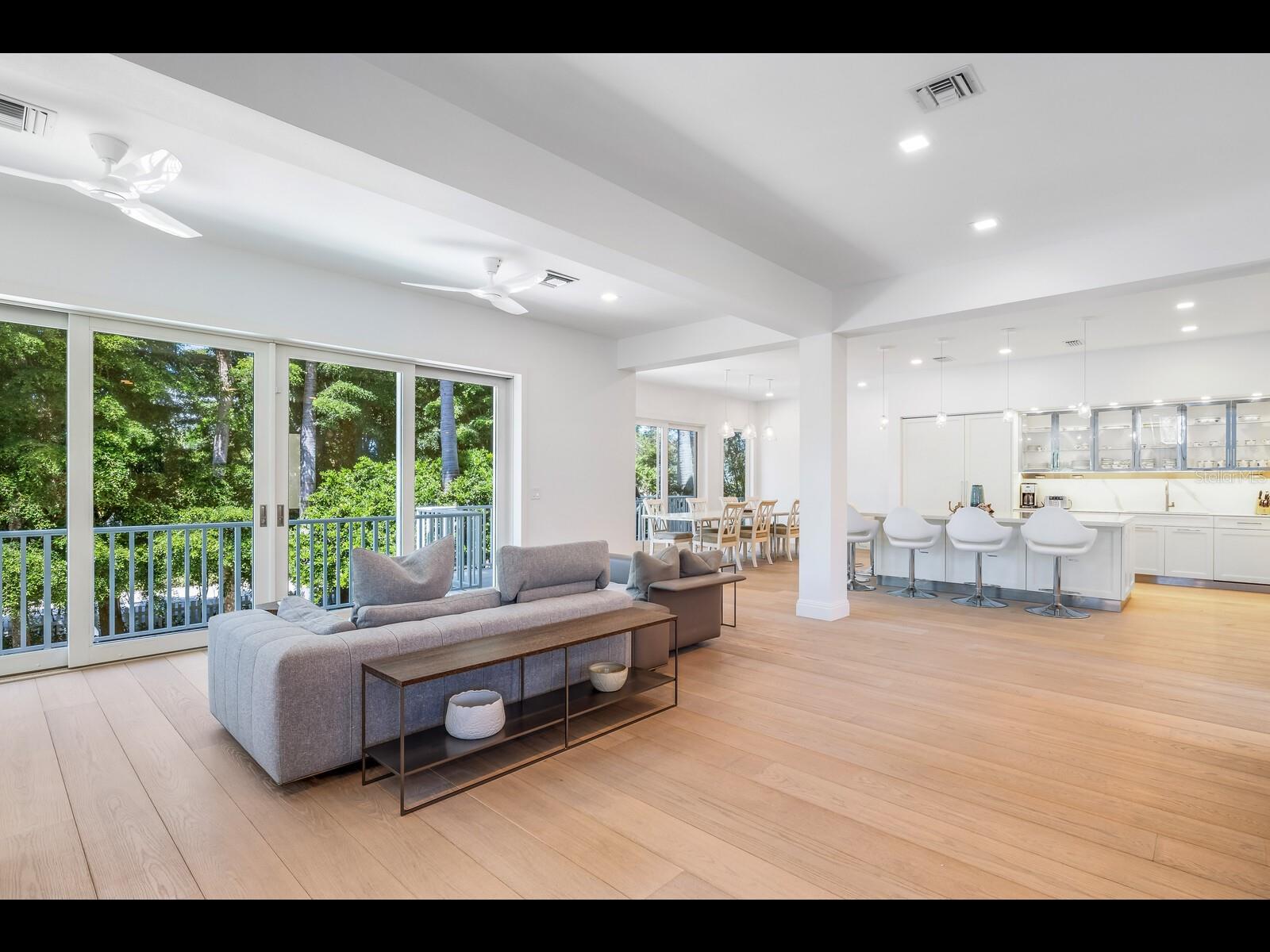 D6146286 Property Photo