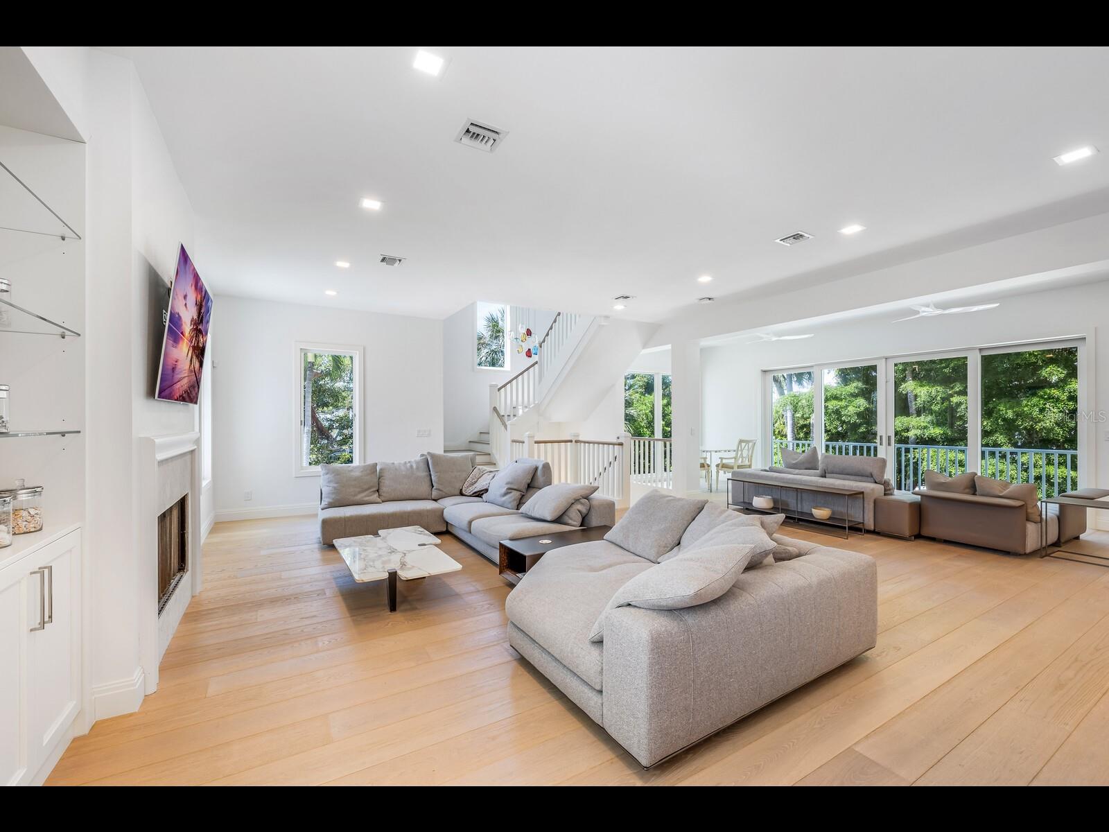 D6146286 Property Photo