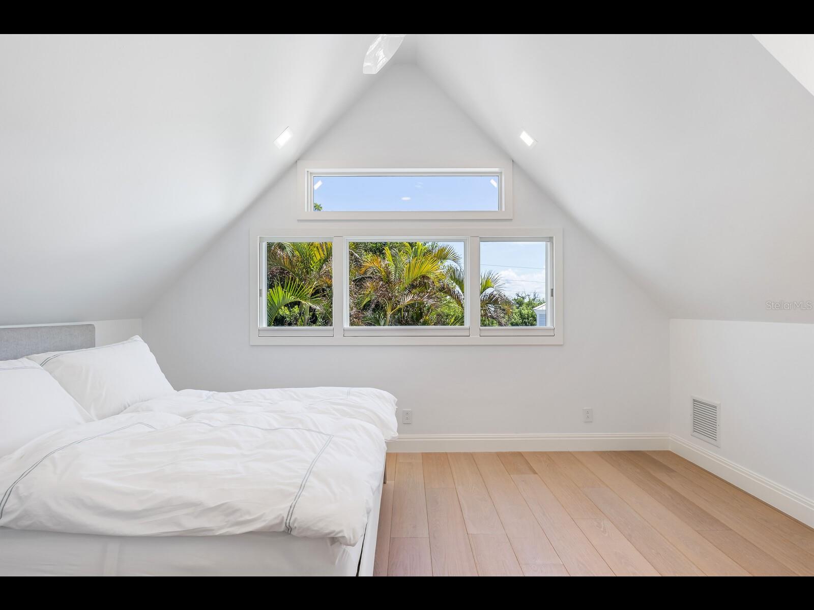 D6146286 Property Photo