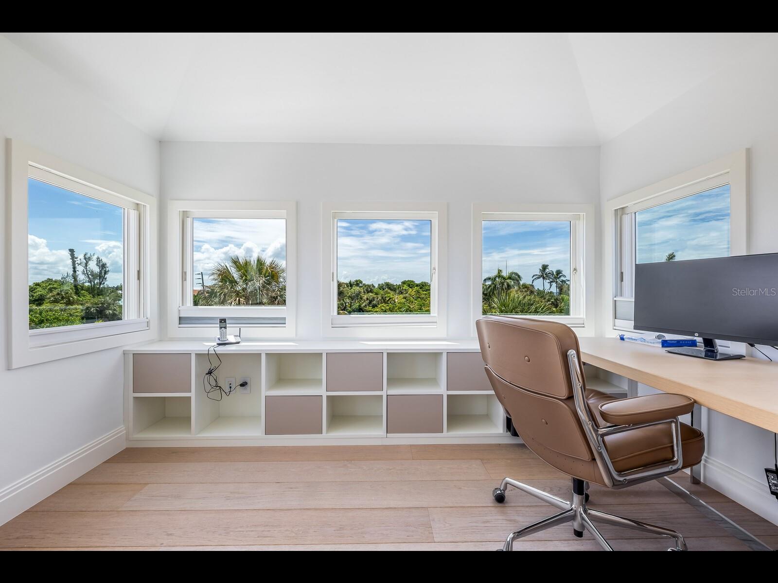 D6146286 Property Photo