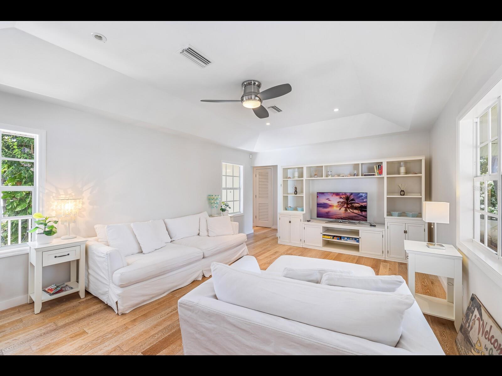 D6146286 Property Photo