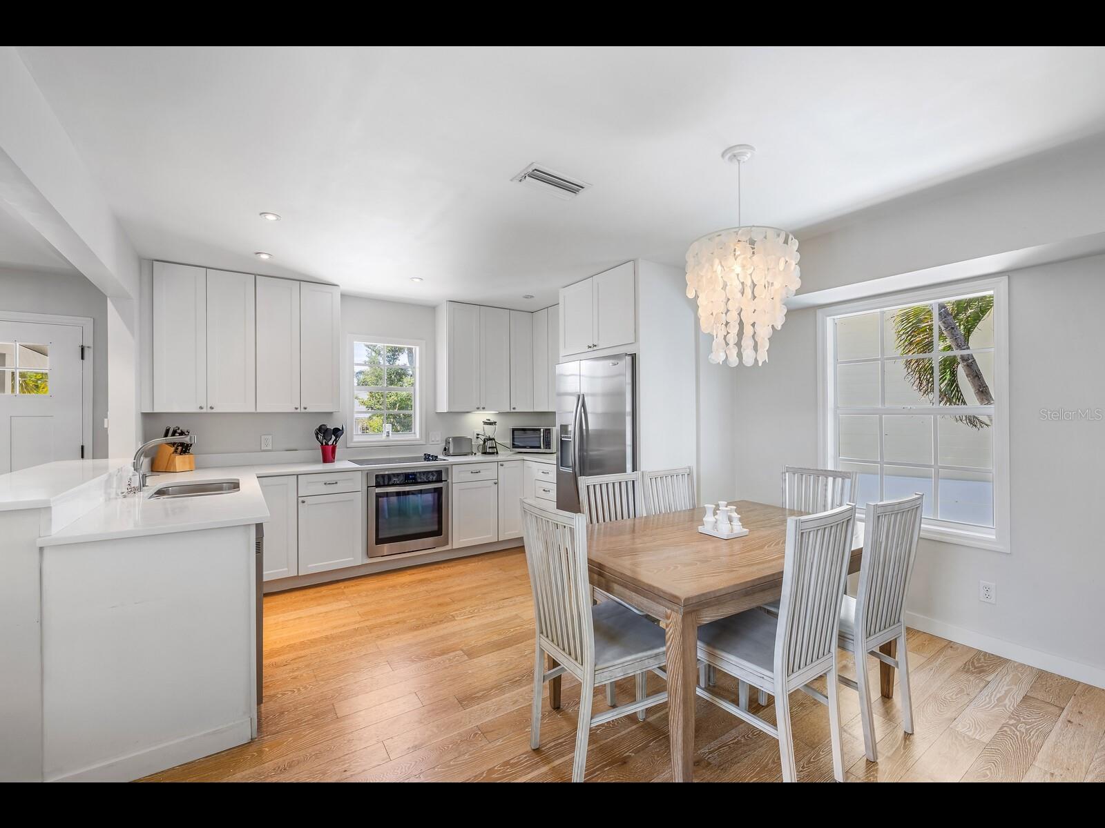 D6146286 Property Photo