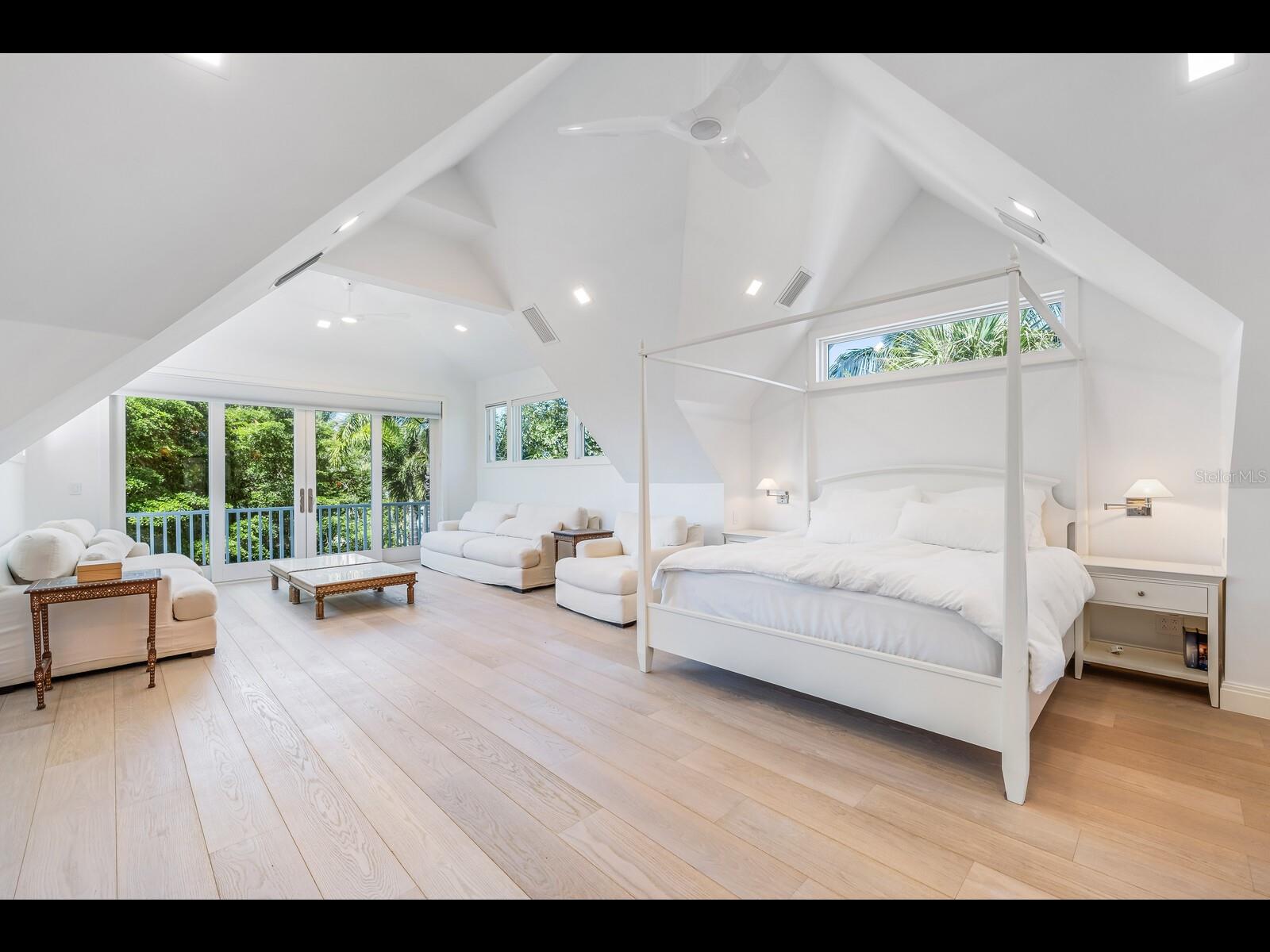 D6146286 Property Photo