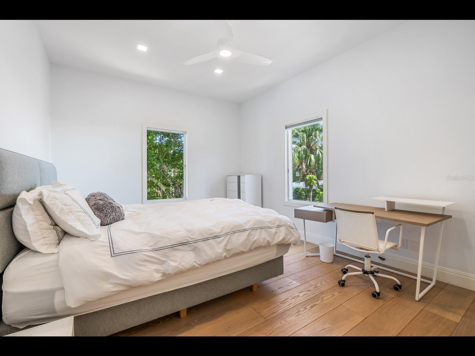 D6146286 Property Photo