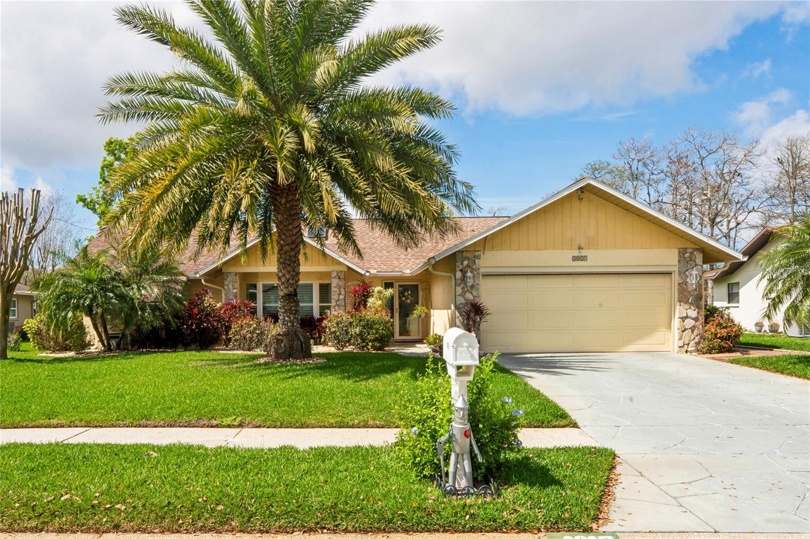 3817 ERIN BROOK DR, NEW PORT RICHEY, FL, 34655