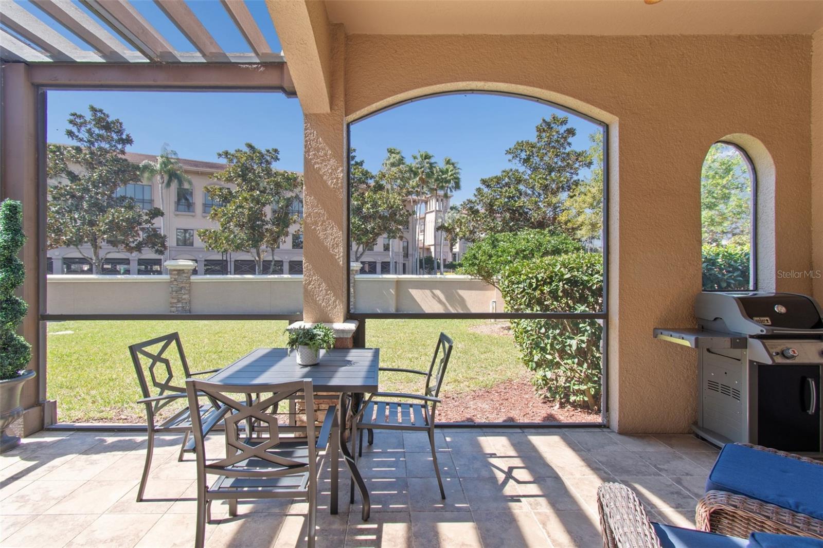 610 SAXONY BLVD, ST PETERSBURG, FL, 33716