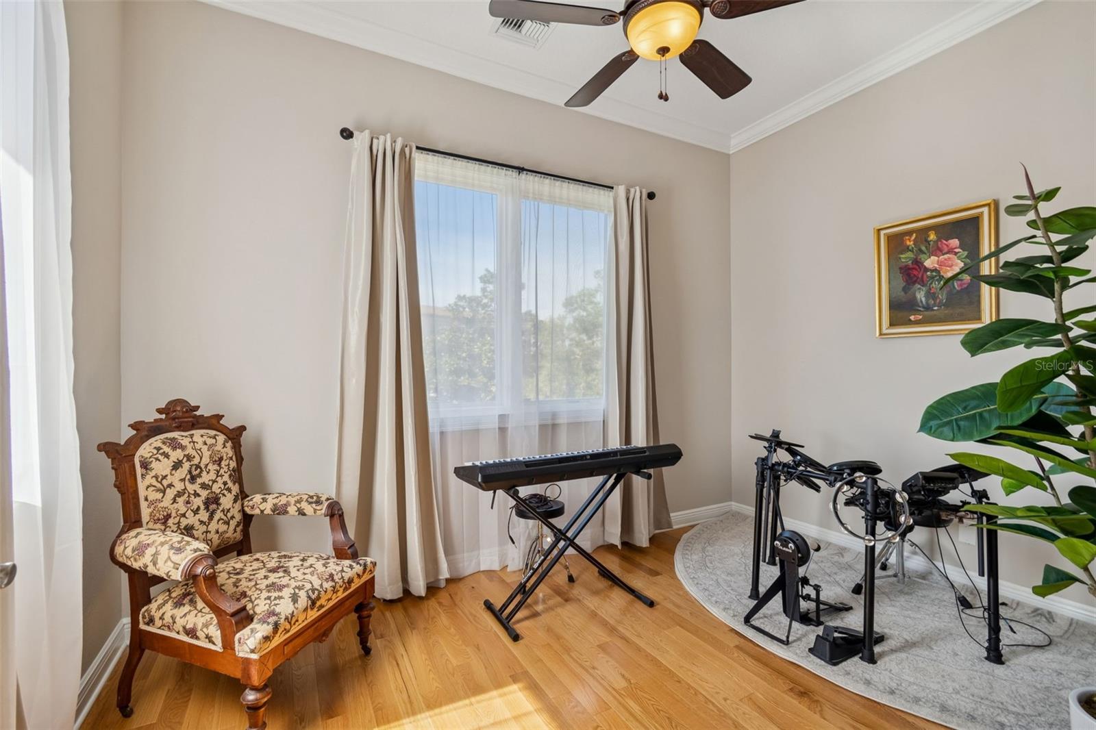 610 SAXONY BLVD, ST PETERSBURG, FL, 33716