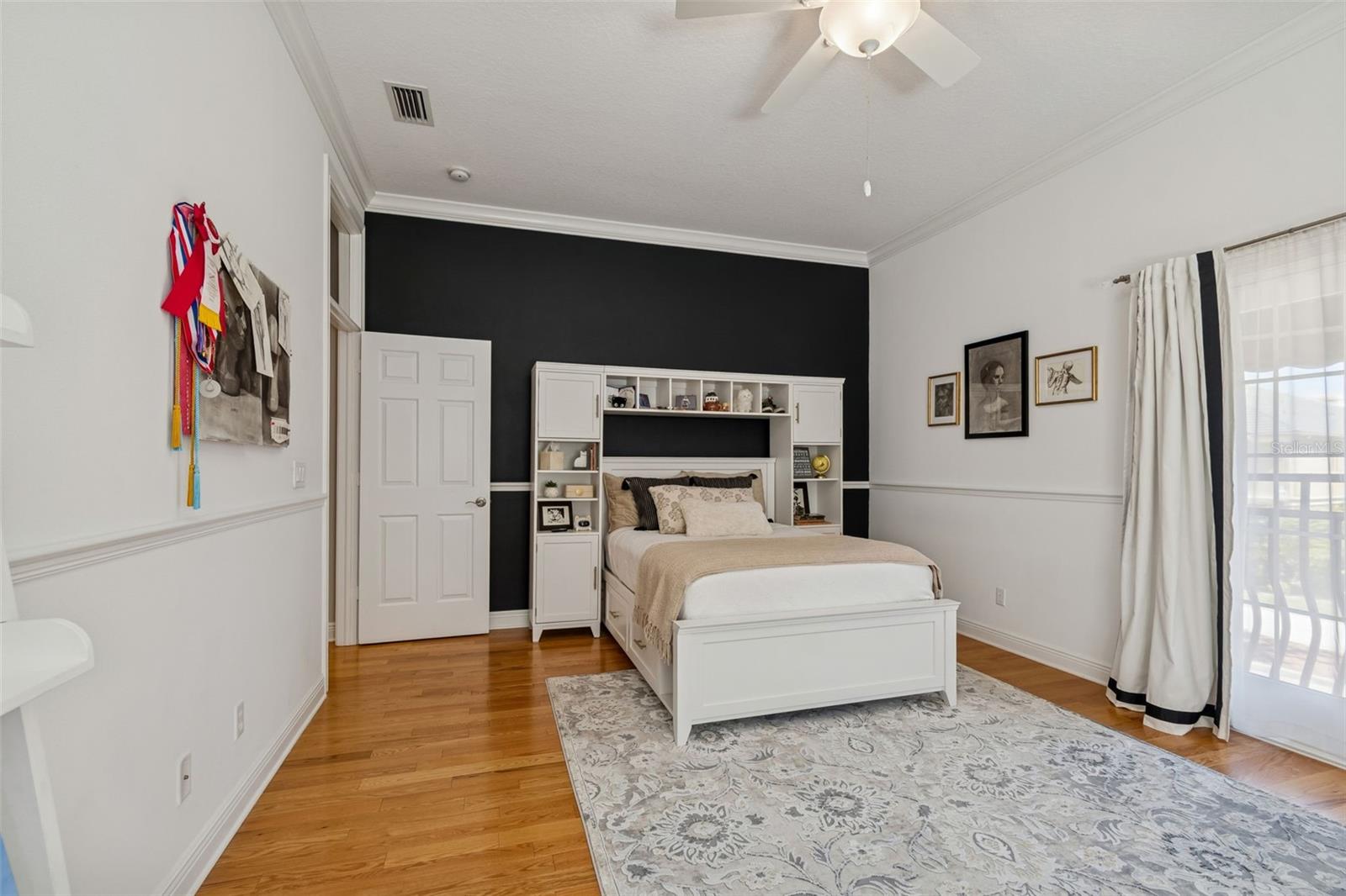 610 SAXONY BLVD, ST PETERSBURG, FL, 33716