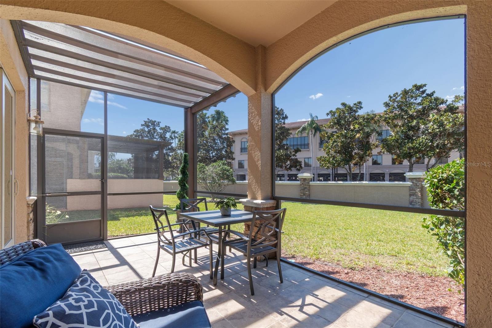 610 SAXONY BLVD, ST PETERSBURG, FL, 33716