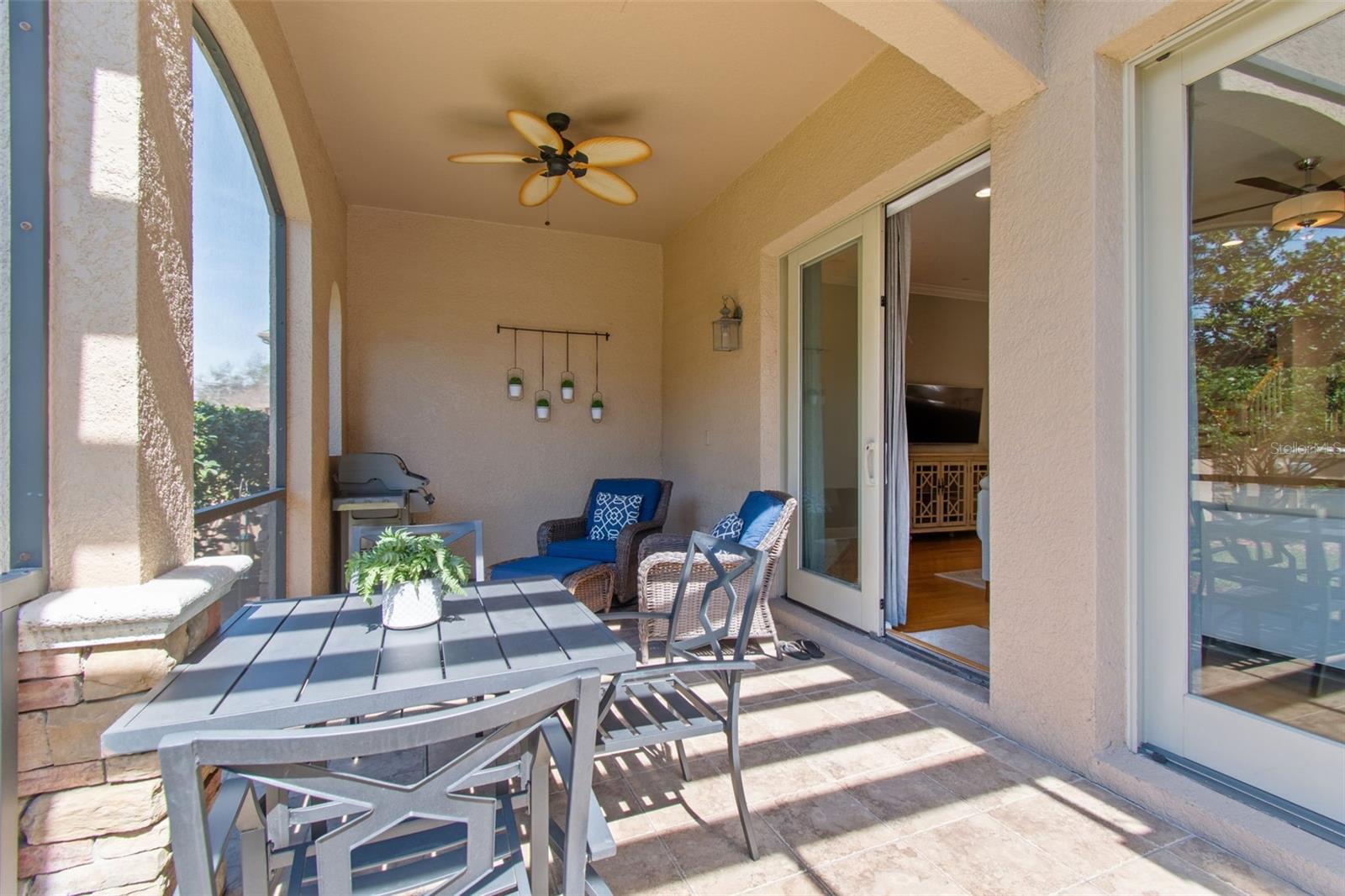 610 SAXONY BLVD, ST PETERSBURG, FL, 33716