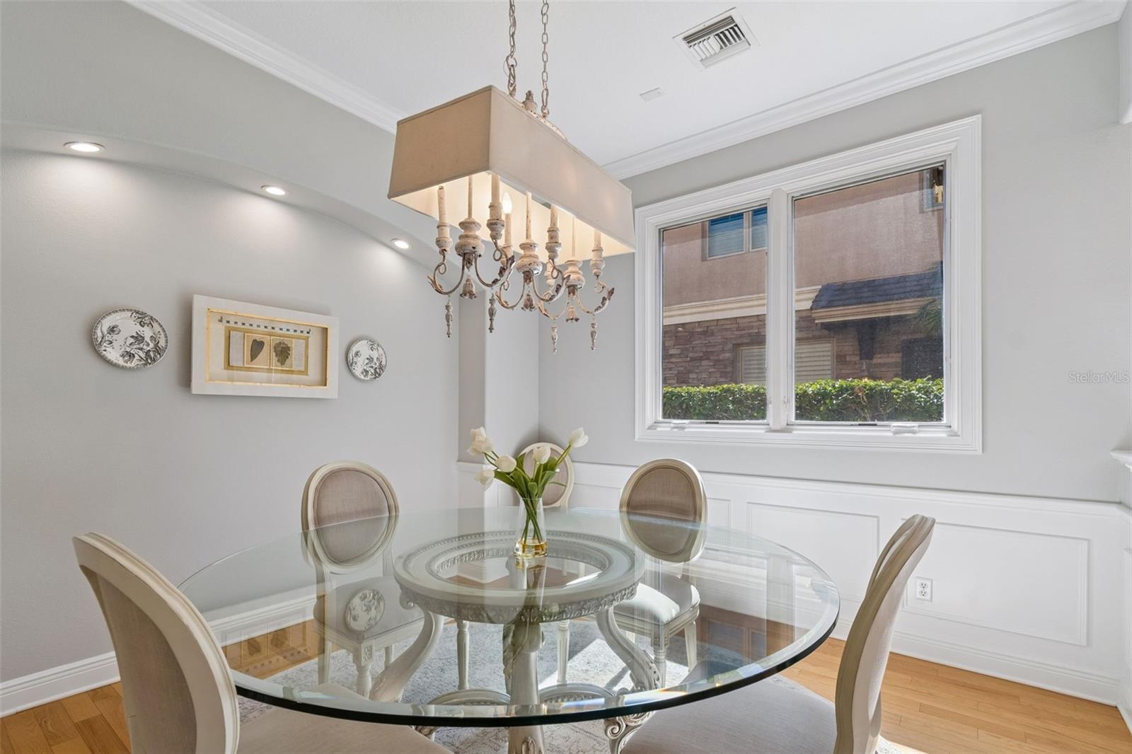 610 SAXONY BLVD, ST PETERSBURG, FL, 33716