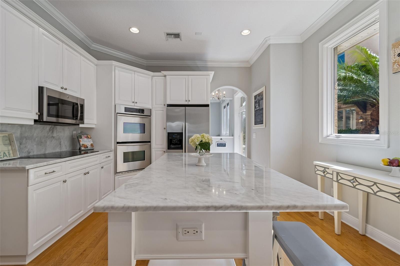 610 SAXONY BLVD, ST PETERSBURG, FL, 33716