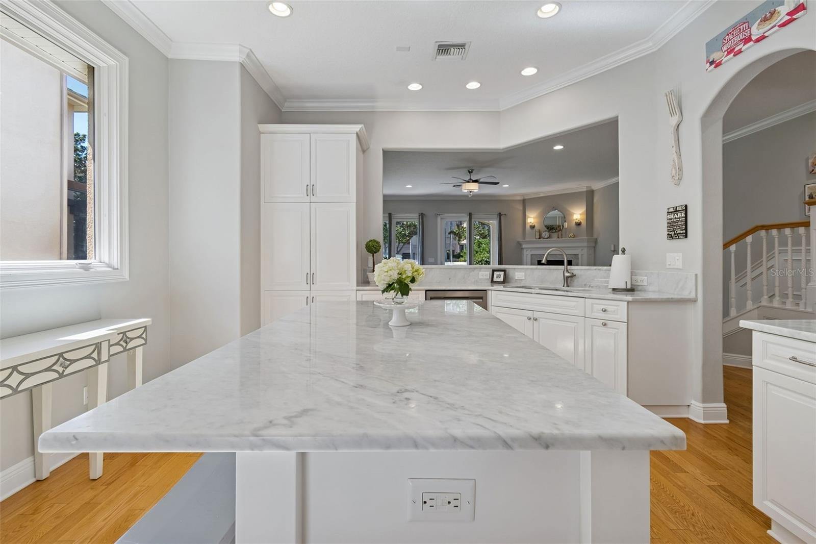 610 SAXONY BLVD, ST PETERSBURG, FL, 33716