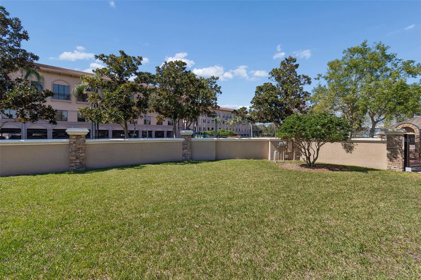 610 SAXONY BLVD, ST PETERSBURG, FL, 33716