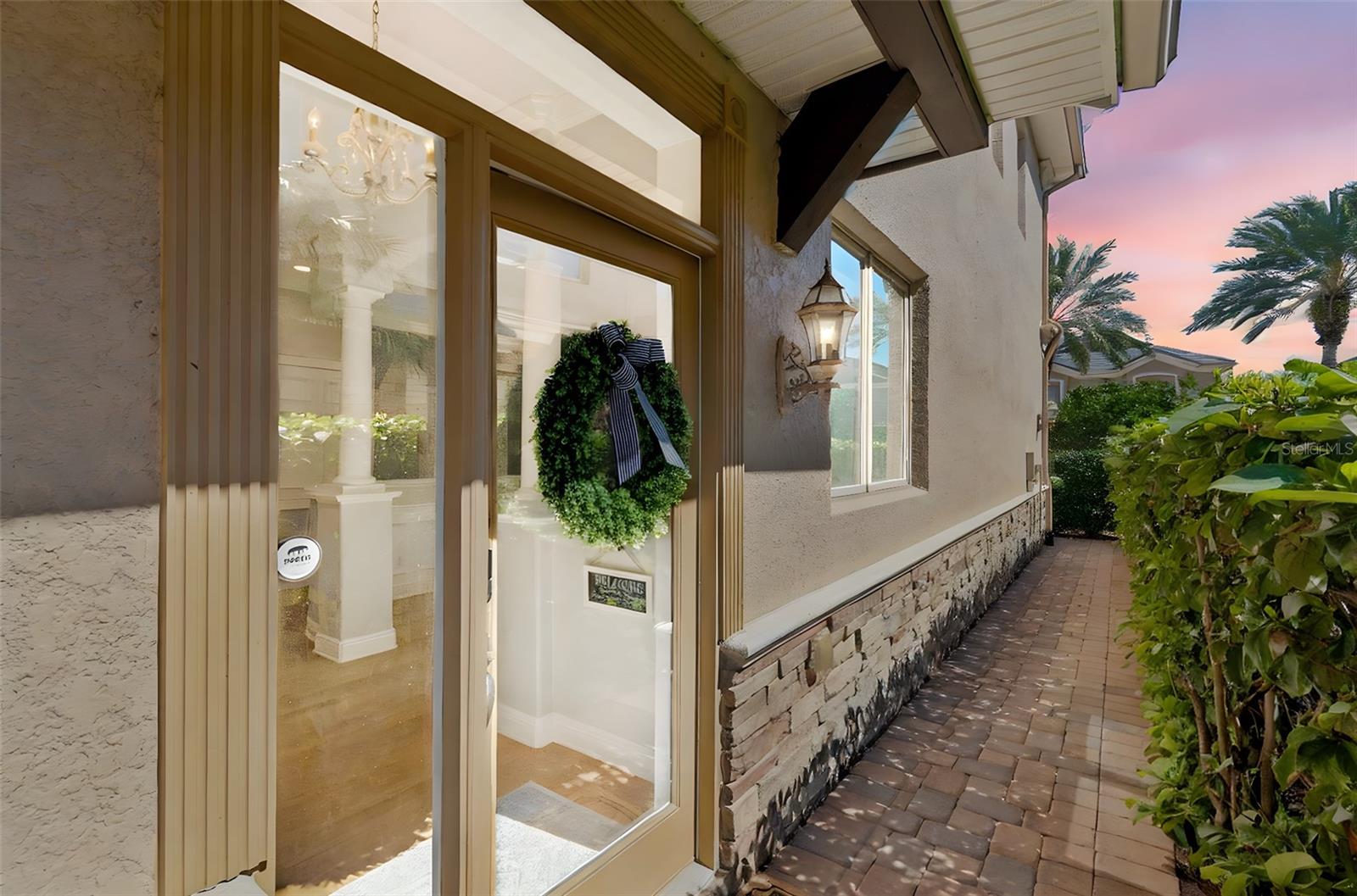 610 SAXONY BLVD, ST PETERSBURG, FL, 33716