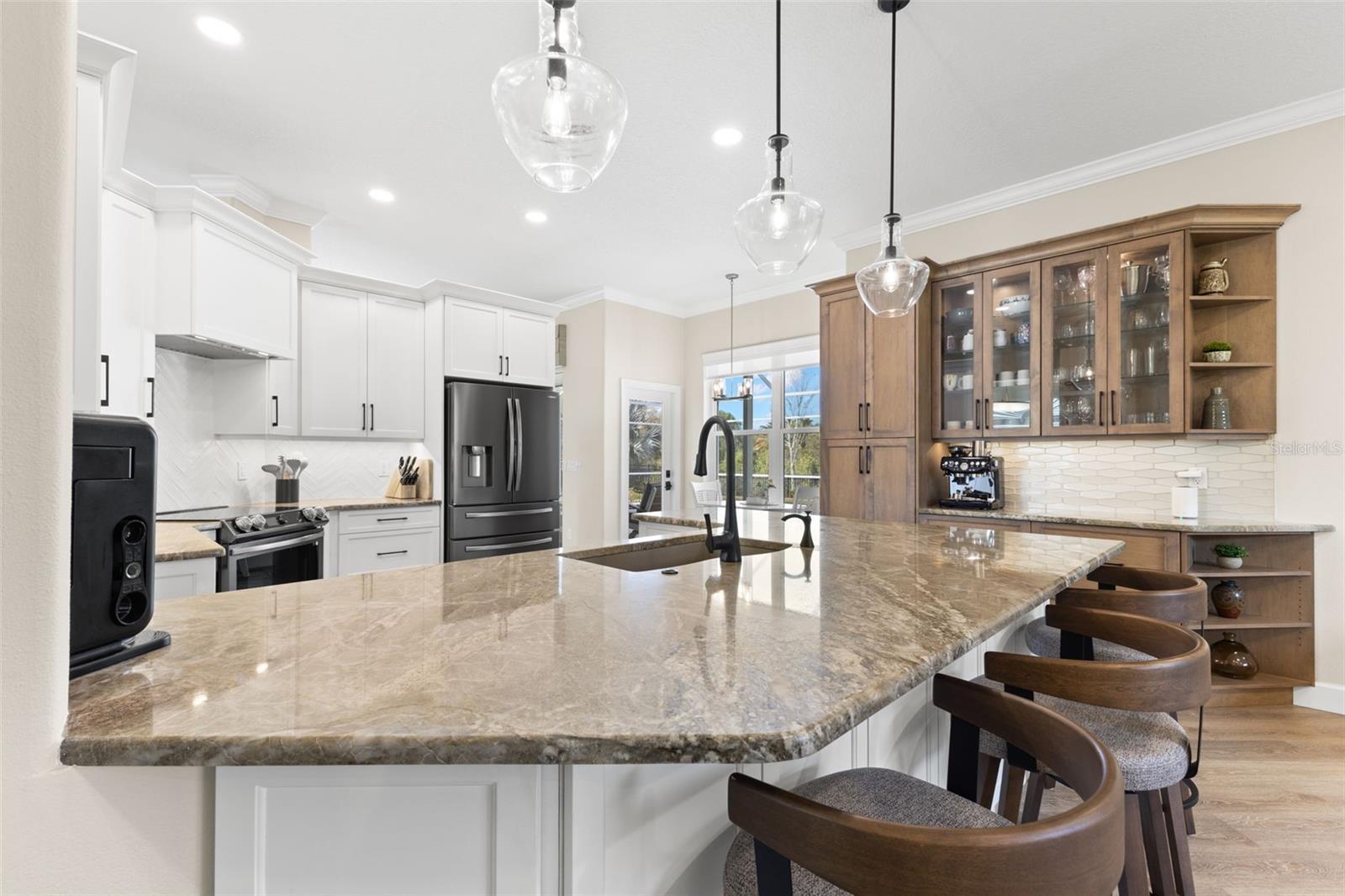 723 WATERSIDE CT, TARPON SPRINGS, FL, 34689