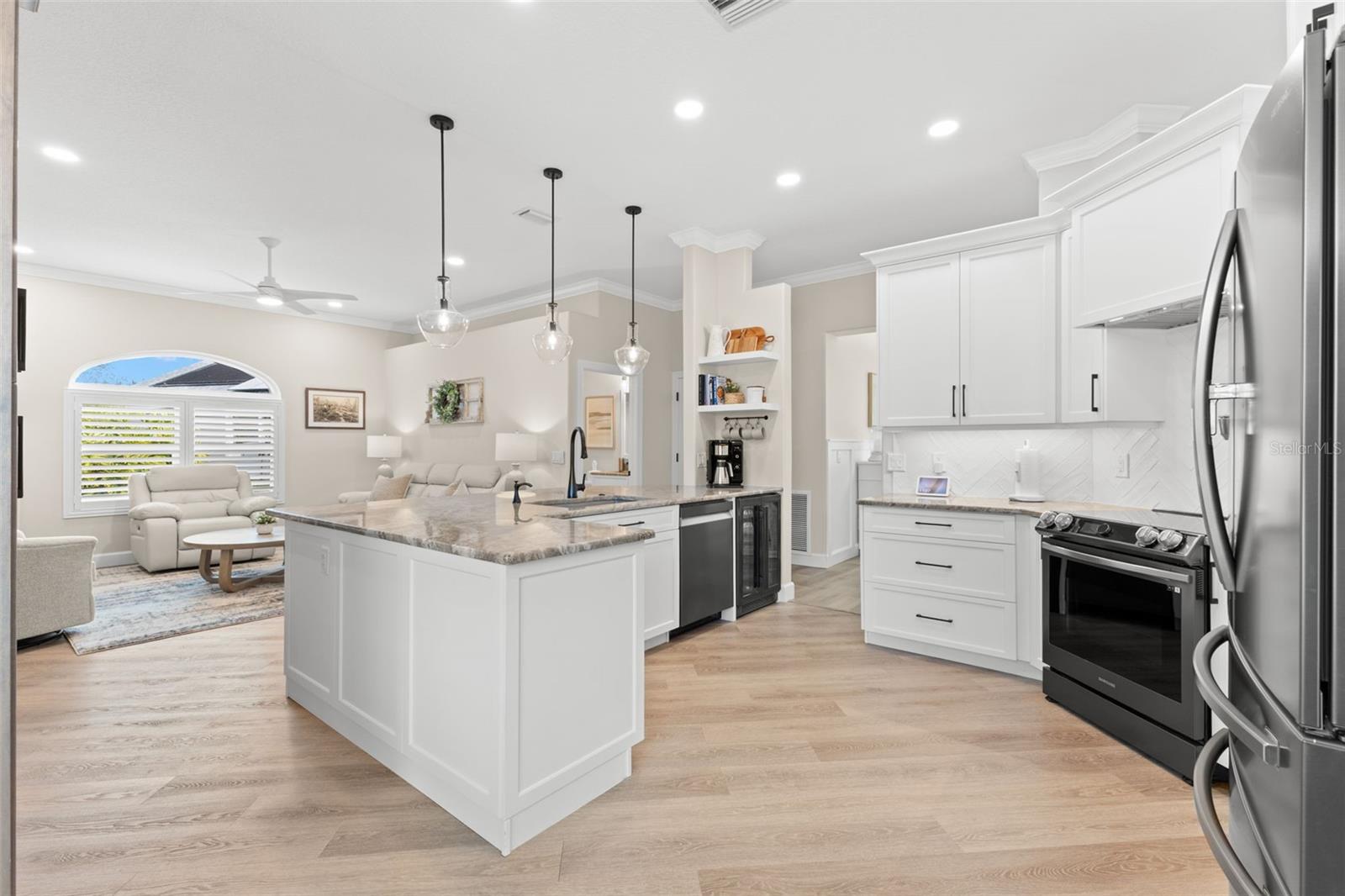 723 WATERSIDE CT, TARPON SPRINGS, FL, 34689